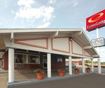 Econo Lodge Pratt Zewnętrze zdjęcie